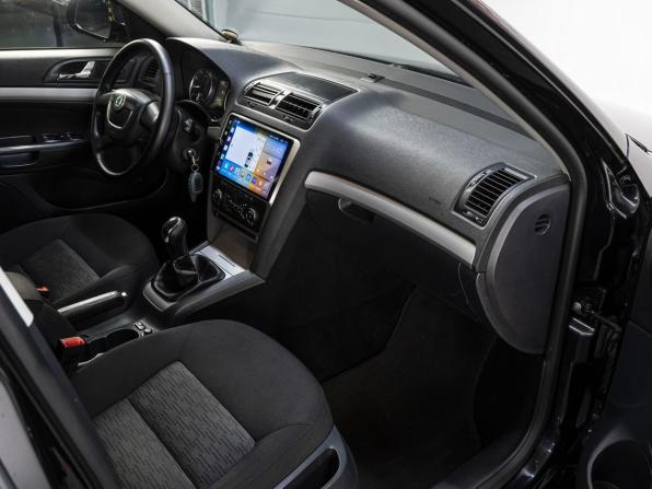 Skoda Octavia II (A5) Рестайлинг с пробегом 2012 года, цена 799 000 рублей, 217022 км, лифтбек, Автокод Объявления