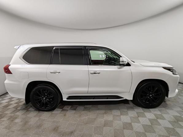 Lexus LX III Рестайлинг 2 с пробегом 2020 года, цена 9 449 000 рублей, 67074 км, внедорожник, Автокод Объявления