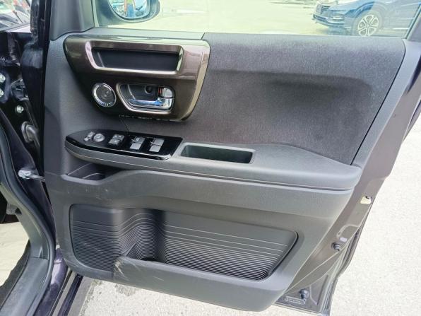 Honda N-BOX II с пробегом 2018 года, цена 849 995 рублей, 148868 км, минивэн, Автокод Объявления
