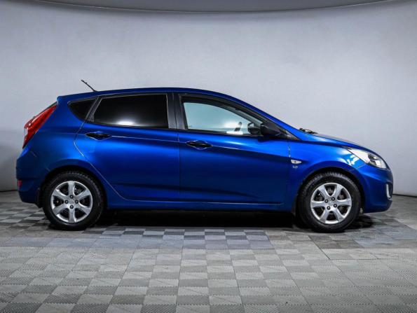 Hyundai Solaris I с пробегом 2012 года, цена 670 000 рублей, 177203 км, хэтчбек, Автокод Объявления