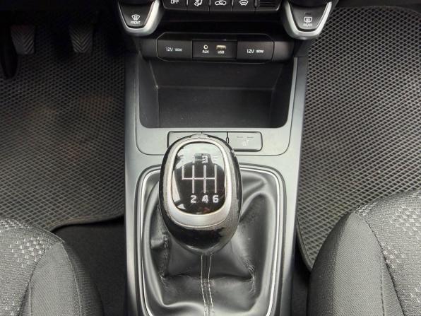 Kia Rio IV с пробегом 2017 года, цена 1 095 000 рублей, 140332 км, седан, Автокод Объявления