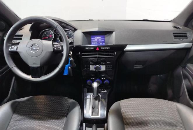 Opel Astra H Рестайлинг с пробегом 2010 года, цена 735 000 рублей, 224281 км, хэтчбек, Автокод Объявления