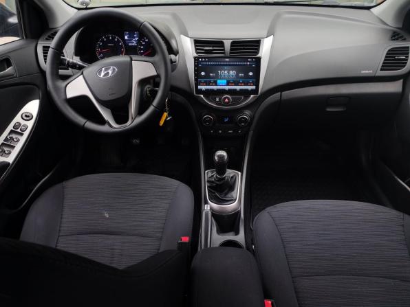 Hyundai Solaris I Рестайлинг с пробегом 2016 года, цена 840 000 рублей, 165483 км, седан, Автокод Объявления