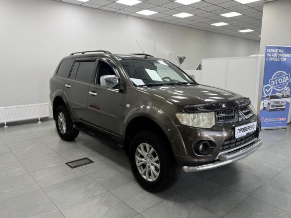 Mitsubishi Pajero Sport II Рестайлинг с пробегом 2014 года, цена 1 890 000 рублей, 195000 км, внедорожник, Автокод Объявления