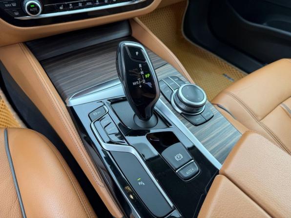 BMW 5 серии VII (G30/G31/G38) с пробегом 2019 года, цена 2 755 000 рублей, 207115 км, седан, Автокод Объявления
