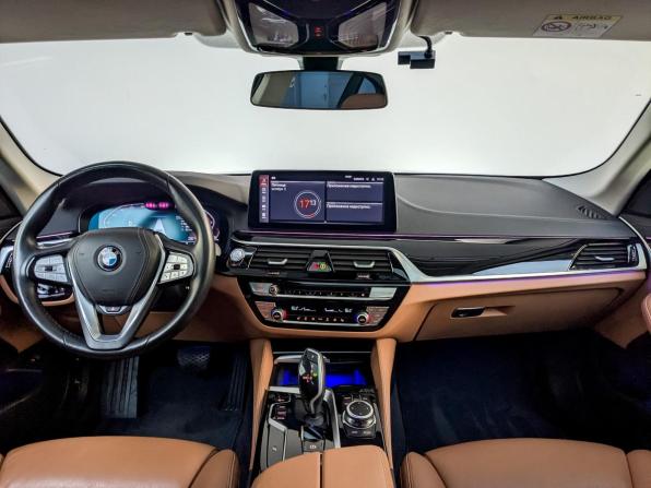 BMW 5 серии VII (G30/G31/G38) Рестайлинг с пробегом 2022 года, цена 4 995 000 рублей, 69342 км, седан, Автокод Объявления