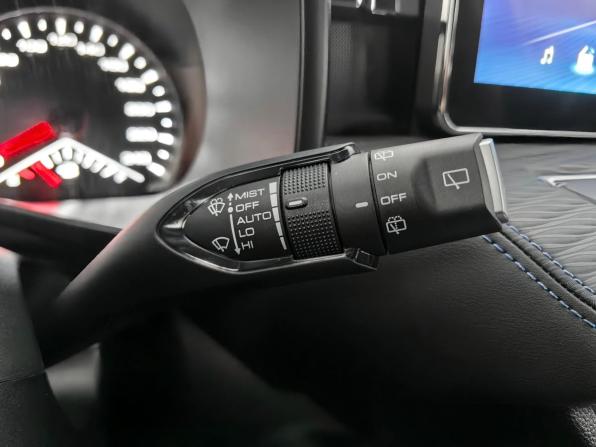 Haval Jolion I Рестайлинг с пробегом 2025 года, цена 1 985 000 рублей, 31833 км, внедорожник, Автокод Объявления