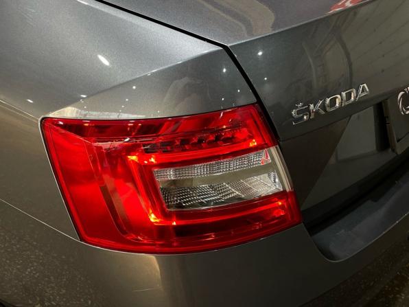 Skoda Octavia III (A7) Рестайлинг с пробегом 2019 года, цена 1 599 000 рублей, 125197 км, лифтбек, Автокод Объявления