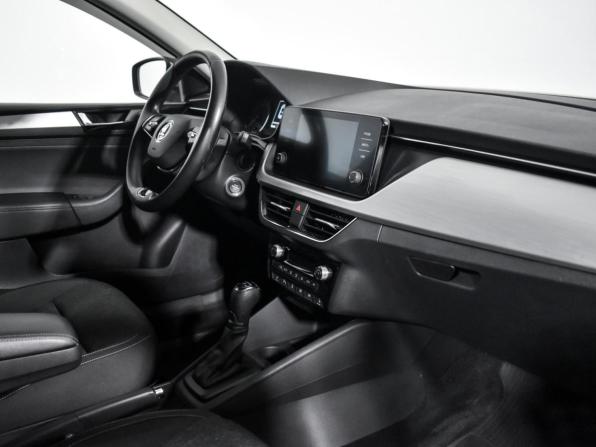 Skoda Rapid II с пробегом 2020 года, цена 1 547 900 рублей, 139475 км, лифтбек, Автокод Объявления