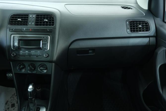 Volkswagen Polo V с пробегом 2012 года, цена 899 000 рублей, 194500 км, седан, Автокод Объявления