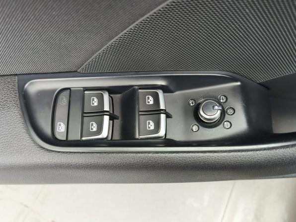 Audi A3 III (8V) Рестайлинг с пробегом 2017 года, цена 2 218 000 рублей, 125383 км, седан, Автокод Объявления