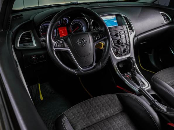 Opel Astra J с пробегом 2012 года, цена 849 000 рублей, 200758 км, хэтчбек, Автокод Объявления