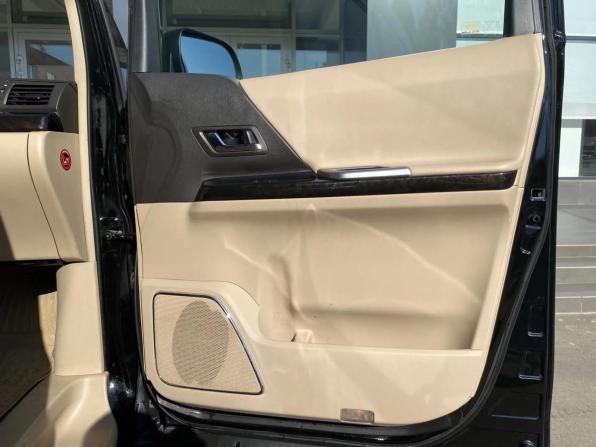Toyota Alphard II с пробегом 2012 года, цена 2 405 000 рублей, 338000 км, минивэн, Автокод Объявления