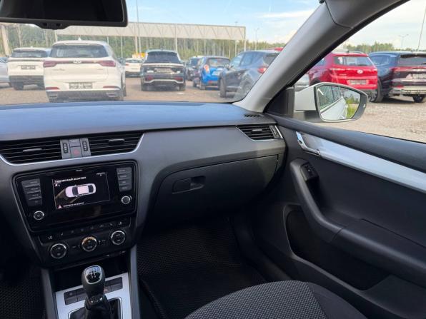 Skoda Octavia III (A7) с пробегом 2013 года, цена 795 000 рублей, 314000 км, лифтбек, Автокод Объявления
