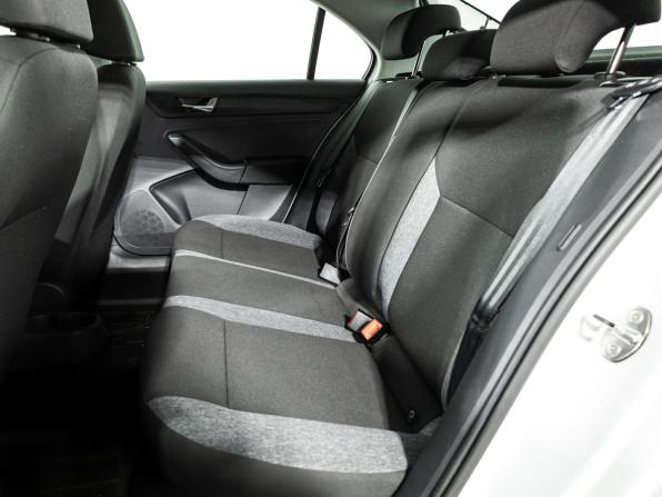Skoda Rapid II с пробегом 2022 года, цена 1 648 000 рублей, 50590 км, лифтбек, Автокод Объявления