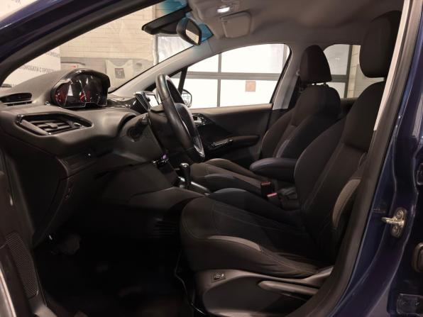 Peugeot 208 I с пробегом 2013 года, цена 549 000 рублей, 184000 км, хэтчбек, Автокод Объявления