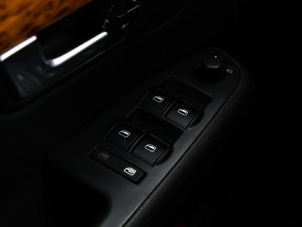 Audi S4 III (B7) с пробегом 2005 года, цена 1 474 110 рублей, 128433 км, седан, Автокод Объявления