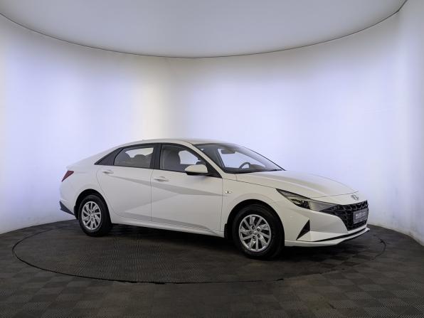 Hyundai Elantra VII (CN7) с пробегом 2022 года, цена 1 970 000 рублей, 42343 км, седан, Автокод Объявления