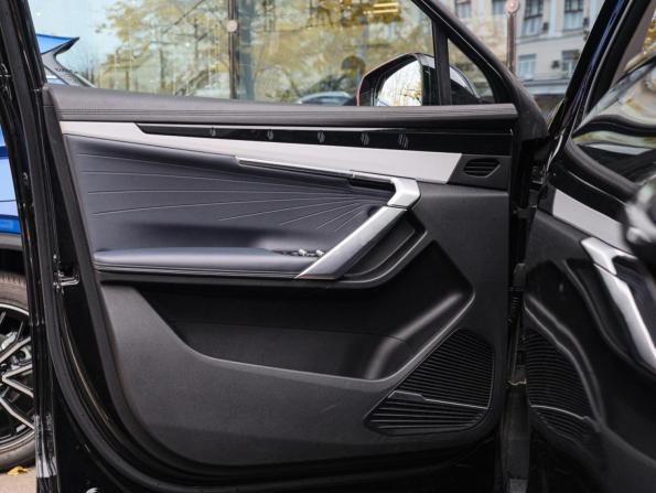 Geely Atlas II с пробегом 2024 года, цена 2 650 000 рублей, 20544 км, внедорожник, Автокод Объявления