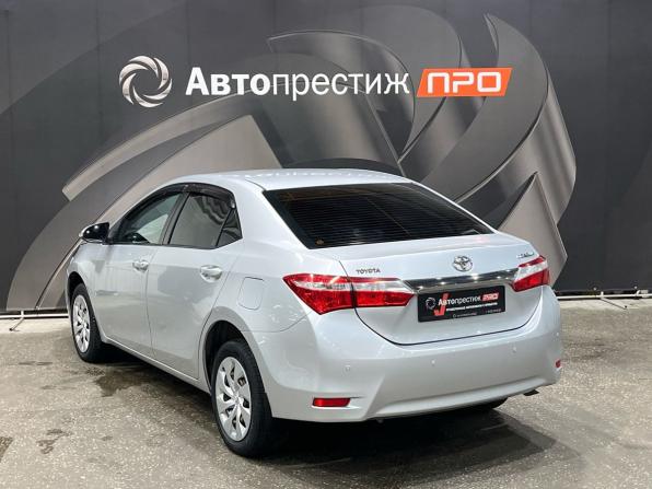 Toyota Corolla XI (E160 E170 E180) с пробегом 2013 года, цена 970 000 рублей, 106141 км, седан, Автокод Объявления