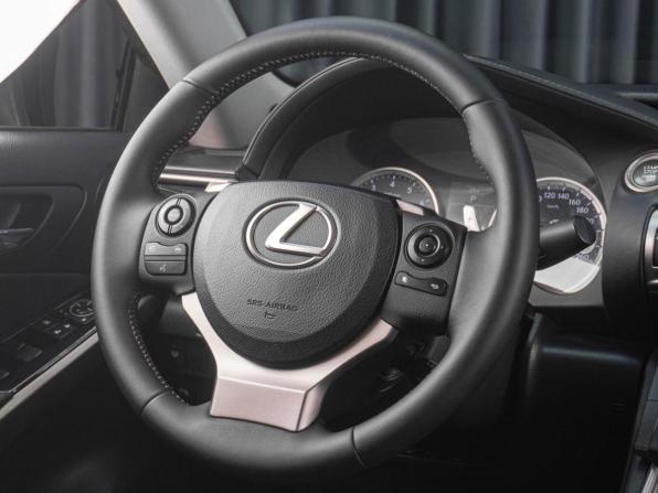 Lexus IS III с пробегом 2014 года, цена 2 235 000 рублей, 206524 км, седан, Автокод Объявления