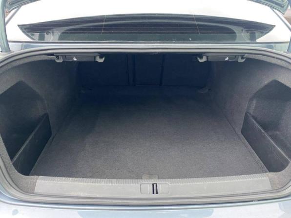Volkswagen Passat B7 с пробегом 2012 года, цена 940 000 рублей, 296000 км, седан, Автокод Объявления