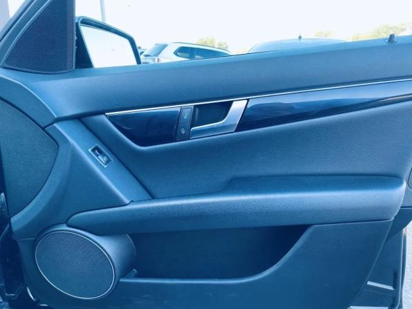 Mercedes-Benz C-Класс III (W204) Рестайлинг с пробегом 2012 года, цена 1 350 000 рублей, 194474 км, седан, Автокод Объявления