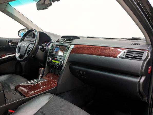Toyota Camry VII (XV50) с пробегом 2013 года, цена 1 760 000 рублей, 127644 км, седан, Автокод Объявления