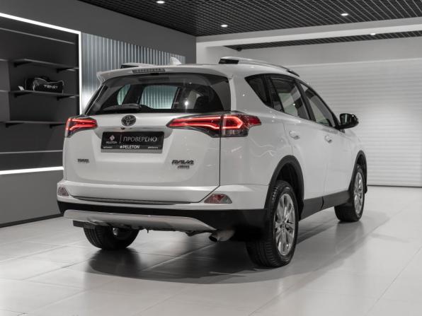 Toyota RAV4 IV (XA40) Рестайлинг с пробегом 2017 года, цена 2 495 000 рублей, 128150 км, внедорожник, Автокод Объявления