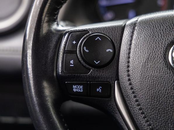 Toyota RAV4 IV (XA40) Рестайлинг с пробегом 2019 года, цена 1 948 000 рублей, 291021 км, внедорожник, Автокод Объявления
