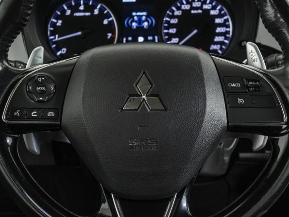 Mitsubishi Outlander III Рестайлинг 3 с пробегом 2020 года, цена 2 219 000 рублей, 122000 км, внедорожник, Автокод Объявления