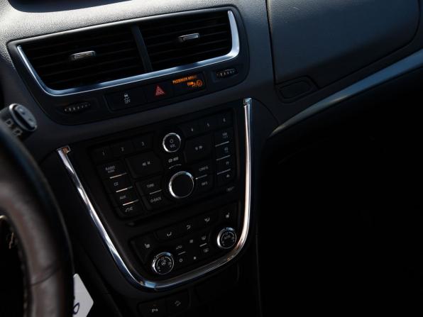 Opel Mokka I с пробегом 2013 года, цена 896 000 рублей, 174968 км, внедорожник, Автокод Объявления
