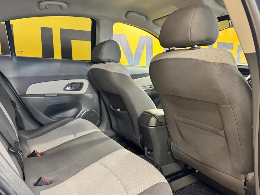 Chevrolet Cruze I Ижевск  - изображение 18