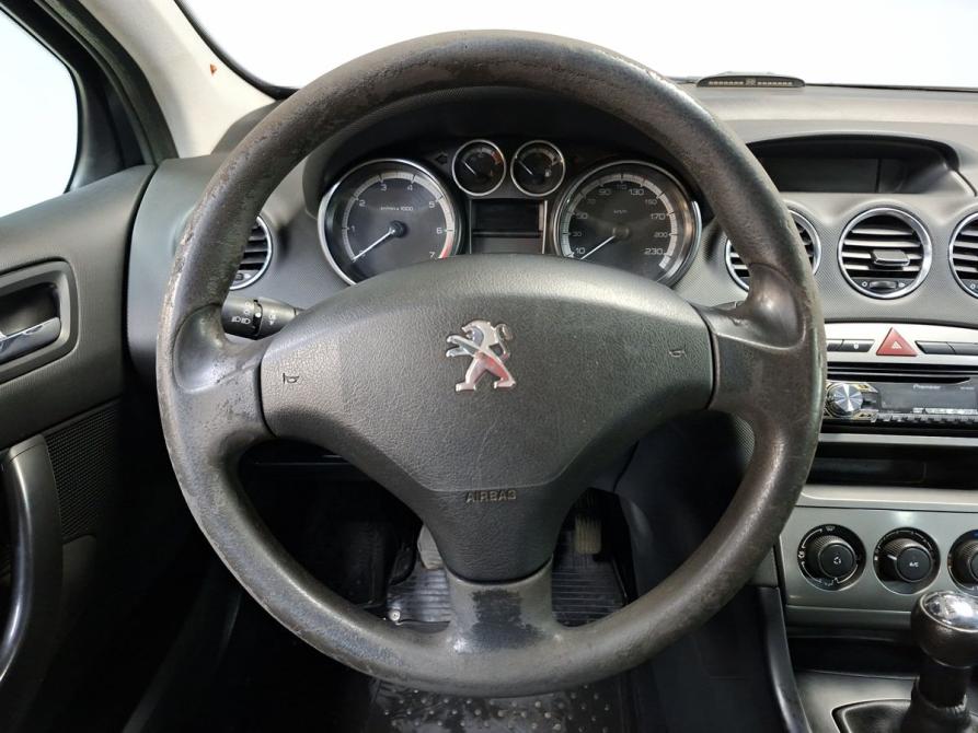 Peugeot 408 I Москва  - изображение 15