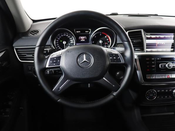 Mercedes-Benz M-Класс III (W166) с пробегом 2013 года, цена 2 299 000 рублей, 242284 км, внедорожник, Автокод Объявления