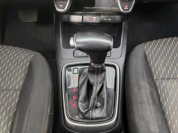 Kia Rio IV с пробегом 2018 года, цена 891 000 рублей, 154000 км, седан, Автокод Объявления