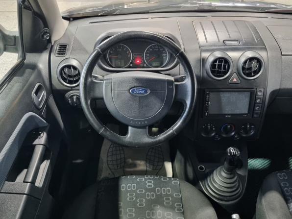 Ford Fusion I Рестайлинг с пробегом 2005 года, цена 369 999 рублей, 162091 км, хэтчбек, Автокод Объявления
