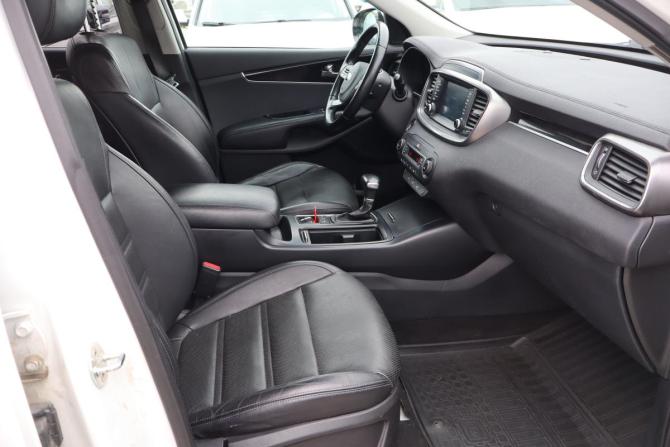 Kia Sorento III Prime Рестайлинг с пробегом 2018 года, цена 2 539 000 рублей, 192000 км, внедорожник, Автокод Объявления
