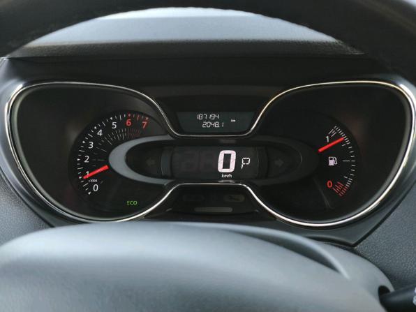 Renault Kaptur I с пробегом 2017 года, цена 1 039 000 рублей, 187193 км, внедорожник, Автокод Объявления