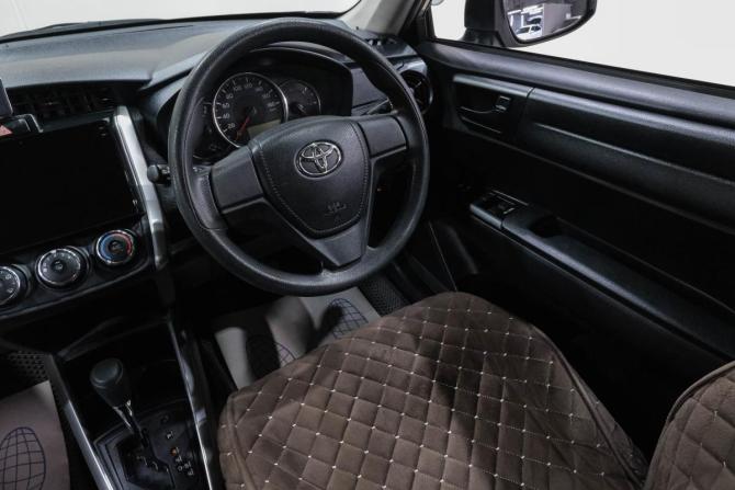 Toyota Corolla XI (E160 E170) Рестайлинг 2 с пробегом 2018 года, цена 1 439 000 рублей, 109000 км, универсал, Автокод Объявления