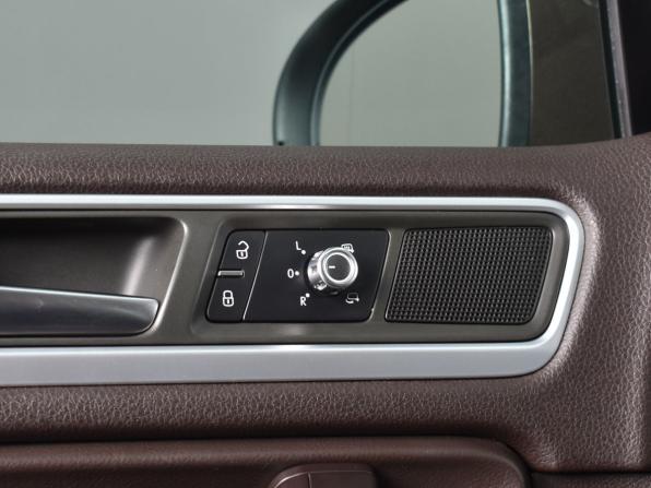 Volkswagen Touareg II с пробегом 2011 года, цена 1 979 995 рублей, 298439 км, внедорожник, Автокод Объявления