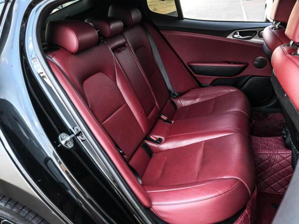 Kia Stinger I с пробегом 2018 года, цена 2 329 000 рублей, 238856 км, лифтбек, Автокод Объявления