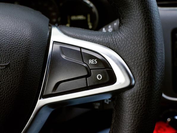 Renault Sandero II Рестайлинг с пробегом 2019 года, цена 1 185 000 рублей, 105388 км, хэтчбек, Автокод Объявления