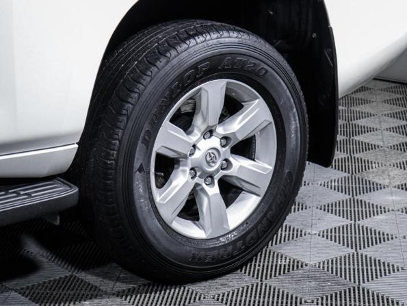 Toyota Land Cruiser Prado 150 Series Рестайлинг 1 с пробегом 2015 года, цена 3 900 000 рублей, 82040 км, внедорожник, Автокод Объявления
