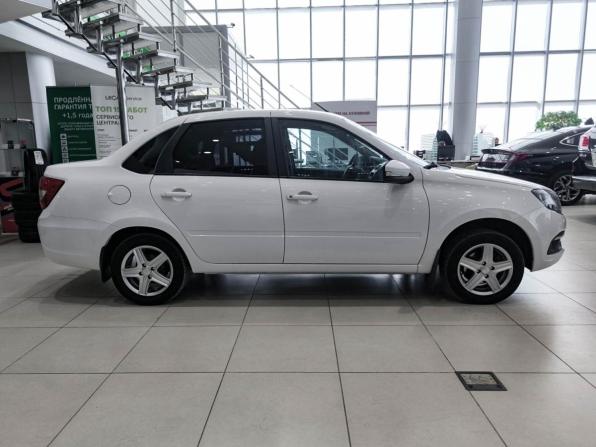 Lada (ВАЗ) Granta I Рестайлинг с пробегом 2022 года, цена 699 000 рублей, 51050 км, седан, Автокод Объявления