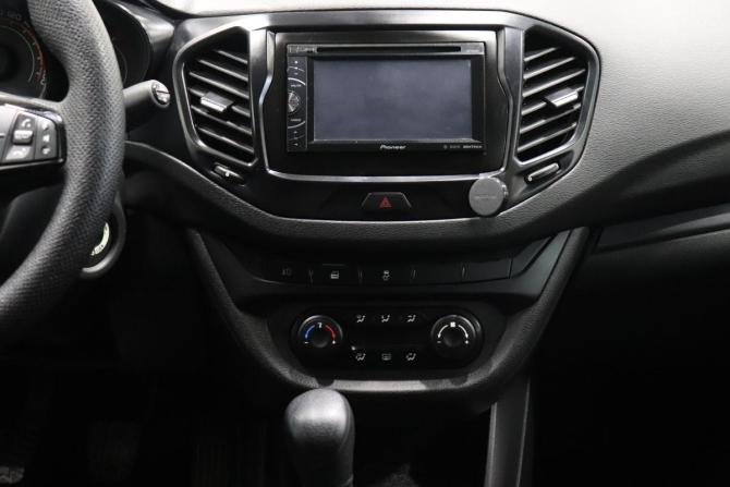 Lada (ВАЗ) Vesta I с пробегом 2018 года, цена 814 000 рублей, 87973 км, седан, Автокод Объявления