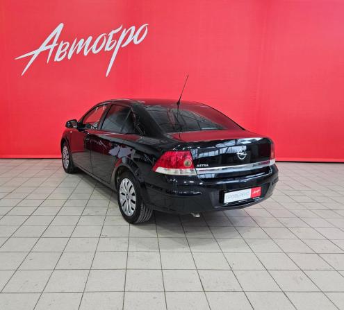Opel Astra H Рестайлинг с пробегом 2011 года, цена 610 000 рублей, 155536 км, седан, Автокод Объявления