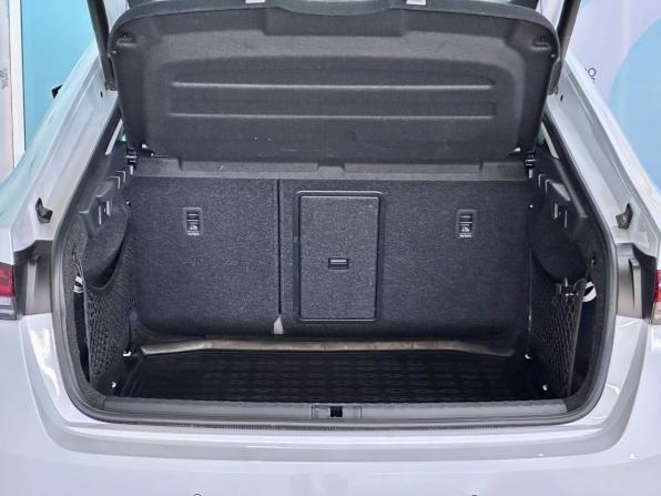 Skoda Octavia IV (A8) с пробегом 2020 года, цена 2 221 000 рублей, 117165 км, лифтбек, Автокод Объявления