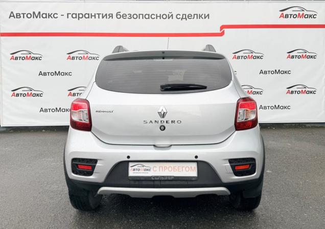 Renault Sandero II Рестайлинг с пробегом 2018 года, цена 1 100 000 рублей, 108125 км, хэтчбек, Автокод Объявления