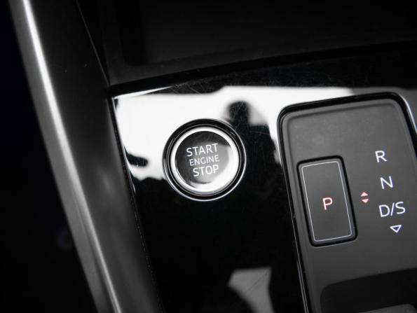 Audi A3 IV (8Y) с пробегом 2021 года, цена 2 750 000 рублей, 52500 км, хэтчбек, Автокод Объявления